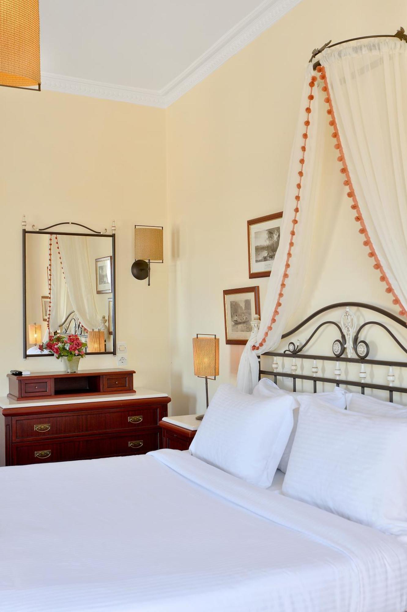 Agistri Hotel Skála エクステリア 写真